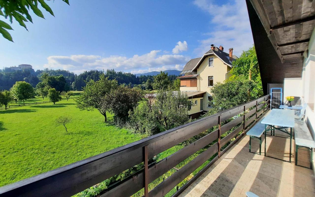Deerwood Villa-Modern Cozy Apartment With Castle View ブレッド エクステリア 写真