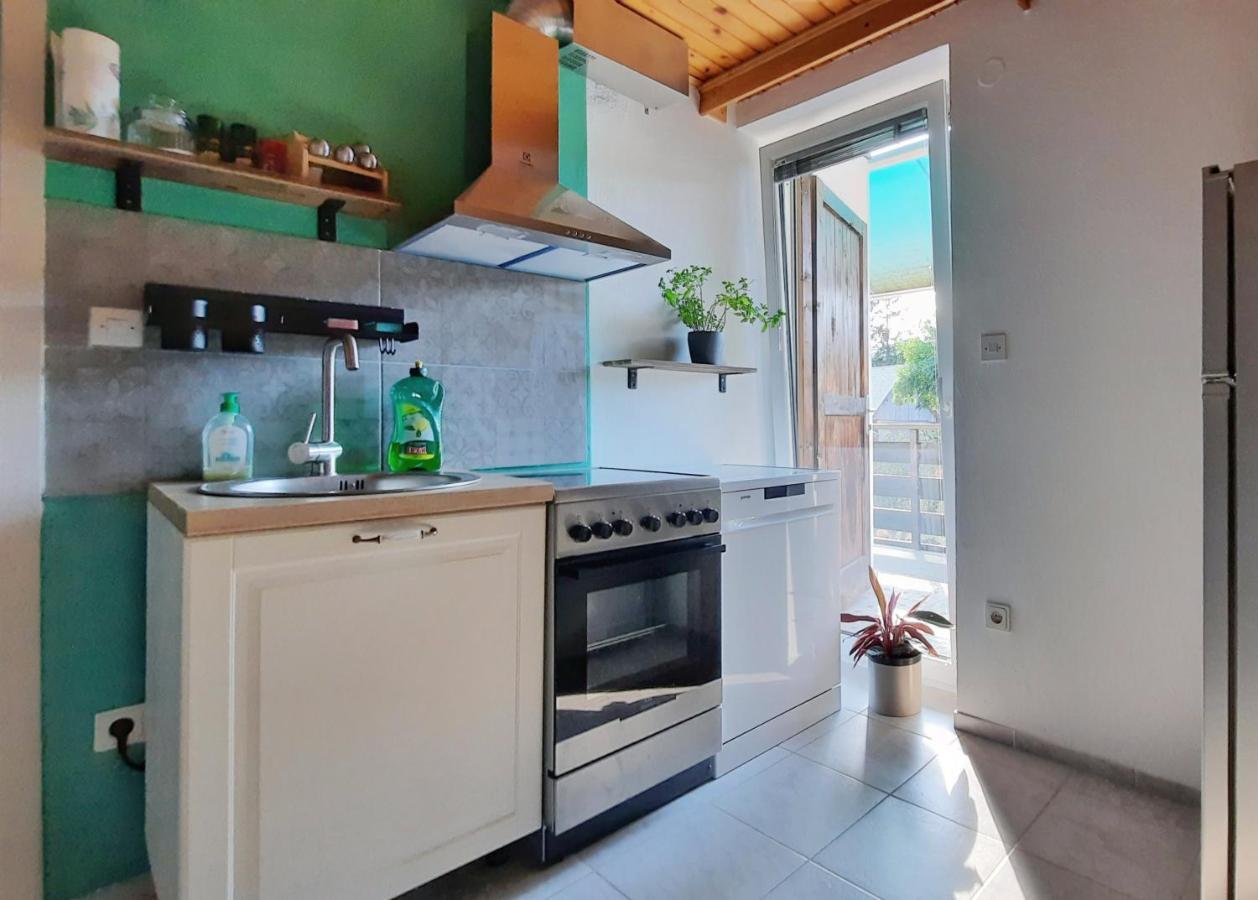 Deerwood Villa-Modern Cozy Apartment With Castle View ブレッド エクステリア 写真