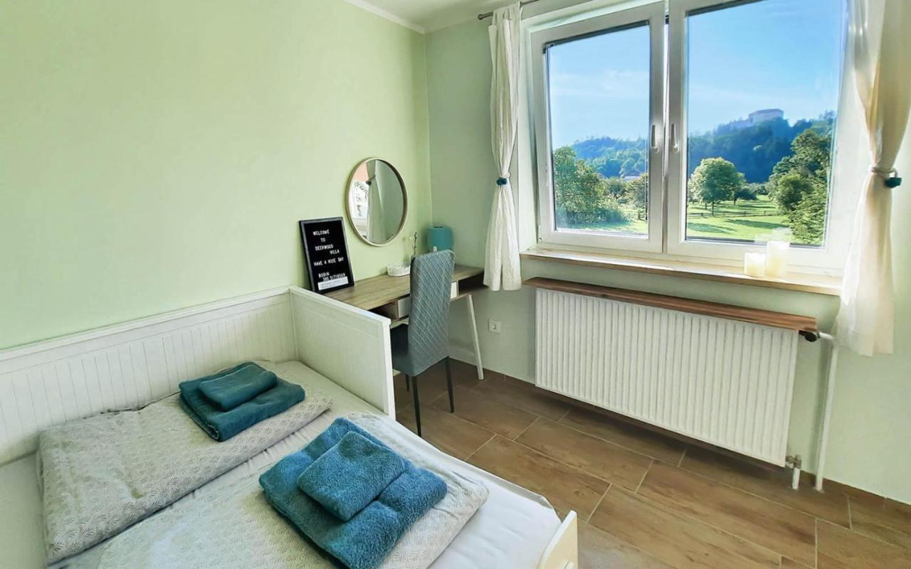 Deerwood Villa-Modern Cozy Apartment With Castle View ブレッド エクステリア 写真