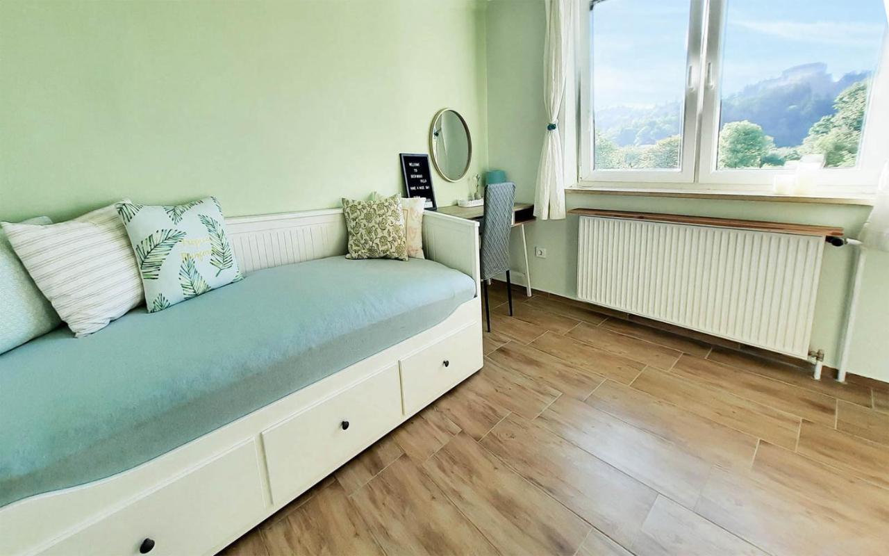 Deerwood Villa-Modern Cozy Apartment With Castle View ブレッド エクステリア 写真